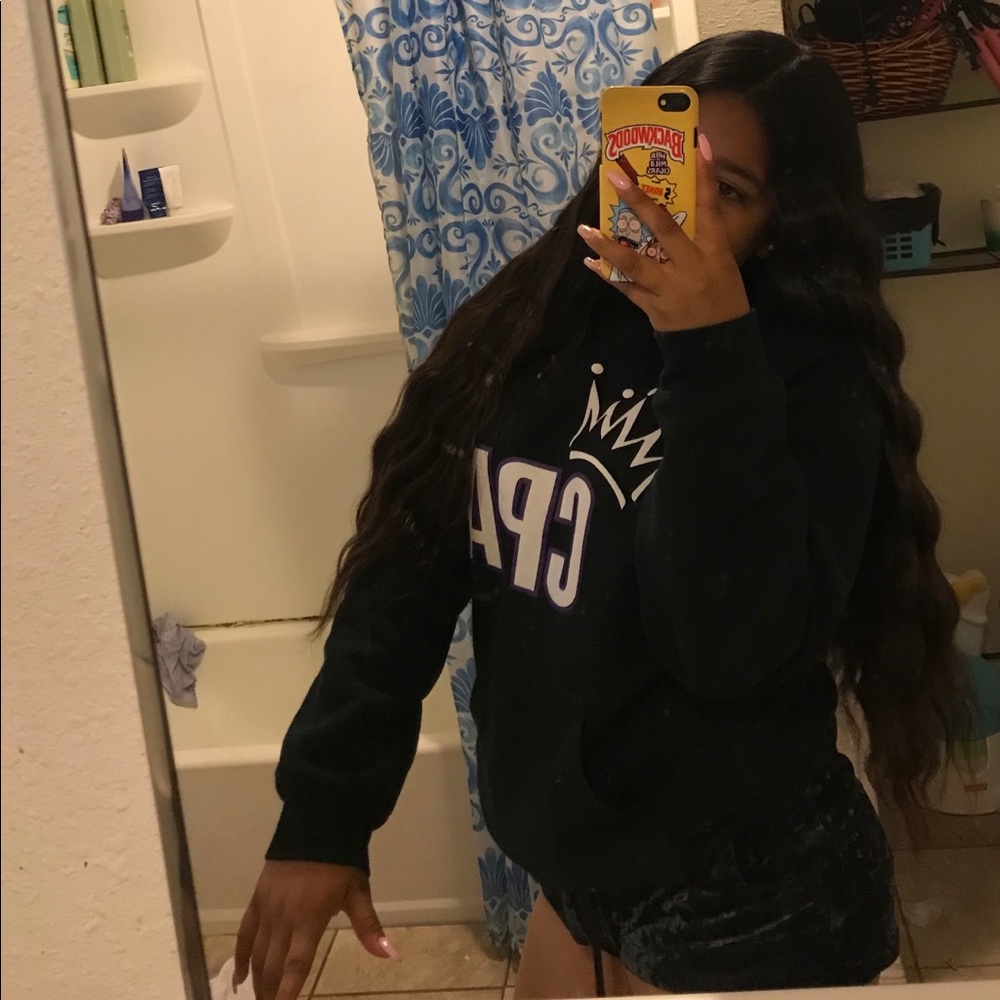 Meet your Posher, Angela